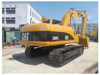 Lintekskavaator CATERPILLAR 330D