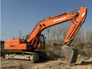Lintekskavaator DOOSAN DX225LC