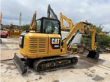 Lintekskavaator Good condition high quality original design second hand excavator CAT306E2 cat 305.5 hydraulic crawler digger for sale: pilt 3