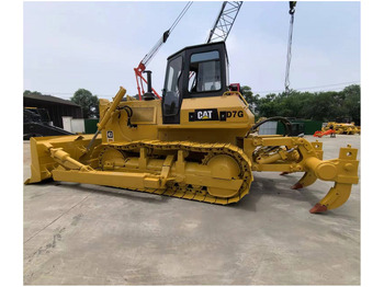 Buldooser CATERPILLAR D6H
