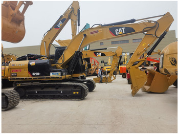Lintekskavaator KOMATSU
