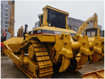 Buldooser CATERPILLAR D7R