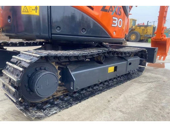 Hitachi 30  liising Hitachi 30: pilt 5