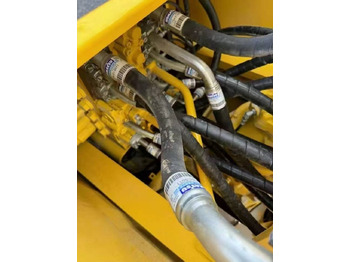 Lintekskavaator Komatsu PC 220: pilt 4