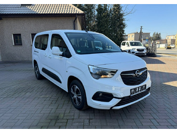 Auto OPEL