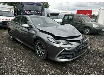 Sedaan TOYOTA