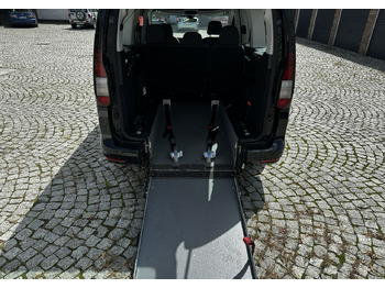 Auto VOLKSWAGEN Caddy