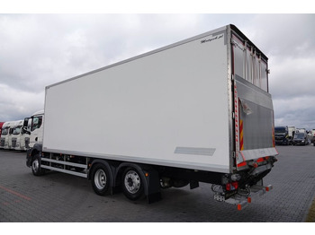 Külmutiga veoauto MAN TGS 26.360 / 6x2 / CHŁODNIA -8,2 M / SUPRA 850MT MAN TGS 26.360 / 6x2 / CHŁODNIA -8,2 M / SUPRA 850MT: pilt 5 Külmutiga veoauto MAN TGS 26.360 / 6x2 / CHŁODNIA -8,2 M / SUPRA 850MT MAN TGS 26.360 / 6x2 / CHŁODNIA -8,2 M / SUPRA 850MT: pilt 5