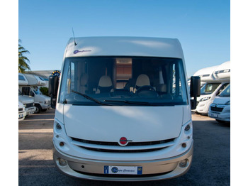 Täisintegreeritud matkaauto BÜRSTNER