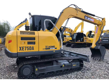 Miniekskavaator XCMG XE75DA