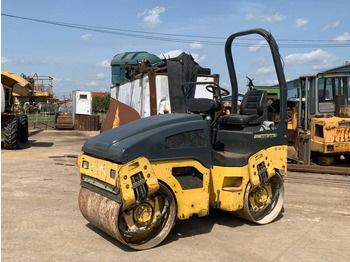 Teerull Bomag BW 100 AD-4: pilt 3