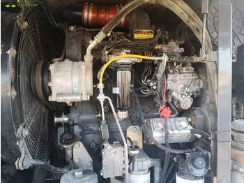 Ratastel ekskavaator Case WX 125: pilt 5