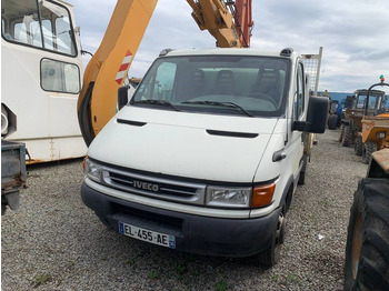 Tarbesõiduk kallur IVECO
