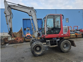 Ratastel ekskavaator TAKEUCHI