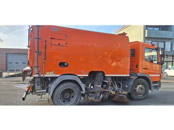 Tänavapühkimismasin Mercedes-Benz Atego 1524 2 6-Zyl. 4x2: pilt 2
