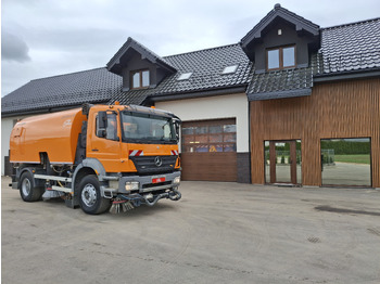 Tänavapühkimismasin BUCHER