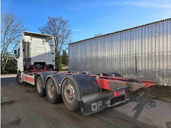 Kabiinišassiiga veoauto Volvo FH540 8X4 CHASSY: pilt 2 Kabiinišassiiga veoauto Volvo FH540 8X4 CHASSY: pilt 2