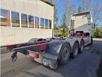 Kabiinišassiiga veoauto Volvo FH540 8X4 CHASSY: pilt 4 Kabiinišassiiga veoauto Volvo FH540 8X4 CHASSY: pilt 4