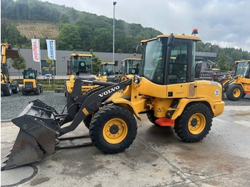 Rataslaadur VOLVO L30G
