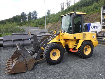 Rataslaadur VOLVO L30G