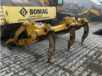 Roomiklaadur CATERPILLAR 973D
