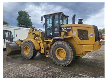 Rataslaadur CATERPILLAR 930K