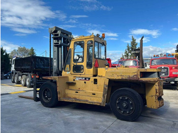Kahveltõstuk CATERPILLAR DP