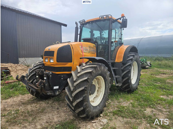 Traktor RENAULT Ares