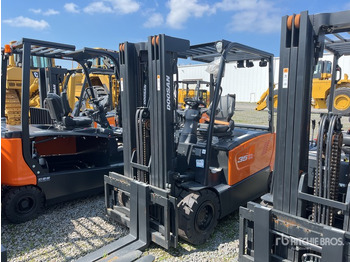 Elektritõstuk DOOSAN