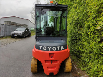 Elektritõstuk Toyota 8FBMT50: pilt 4