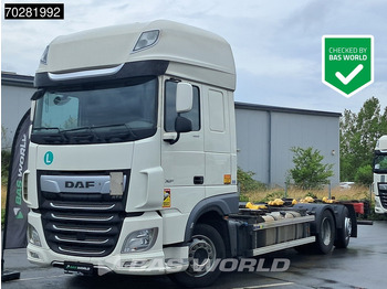 Konteinerveduk/ Tõstukiga veoauto DAF XF 480