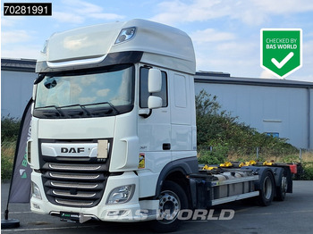 Konteinerveduk/ Tõstukiga veoauto DAF XF 480