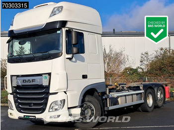 Konteinerveduk/ Tõstukiga veoauto DAF XF 480