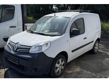 Auto RENAULT