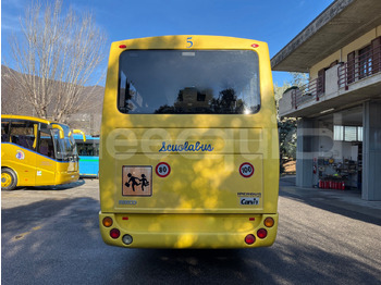 Kaugsõidu buss Iveco Carvin: pilt 5