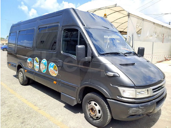 Väikebuss IVECO Daily