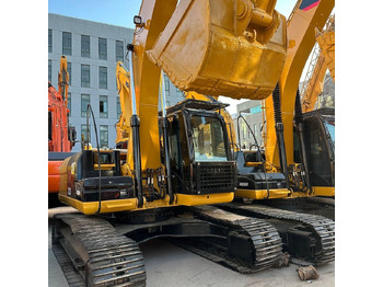 Lintekskavaator CATERPILLAR 323DL