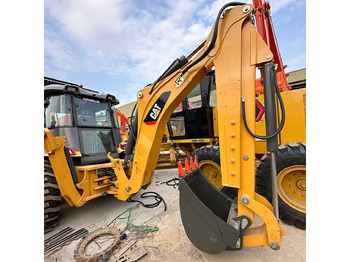 Ekskavaator-laadur CATERPILLAR 420F