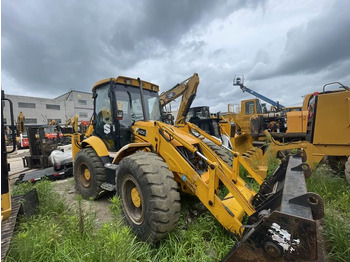 Ekskavaator-laadur JCB 4CX