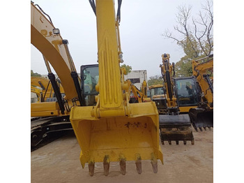 Lintekskavaator Komatsu PC 220: pilt 4