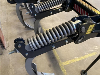 Kultivaator Agro-Tom 4 meter m. lift: pilt 4 Kultivaator Agro-Tom 4 meter m. lift: pilt 4