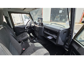 Tarbesõiduk LAND ROVER Défender Ambulance: pilt 5