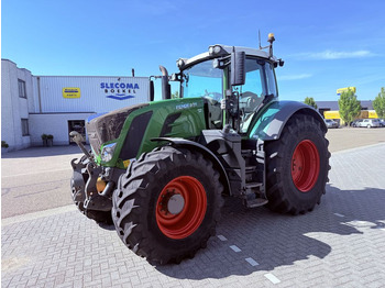 Traktor FENDT 828 Vario