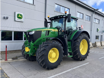Traktor JOHN DEERE 6R 215