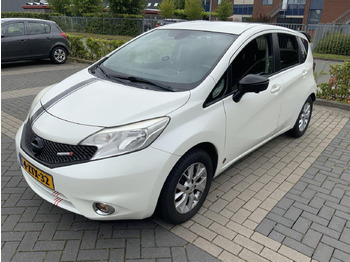 Auto NISSAN