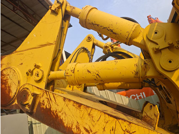 Buldooser KOMATSU