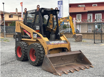 Kompaktlaadur CATERPILLAR 226B