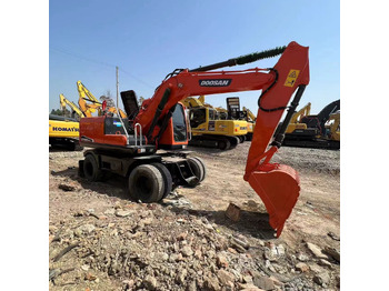 Ratastel ekskavaator DOOSAN DH150W-7