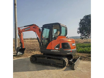 Miniekskavaator DOOSAN DX60