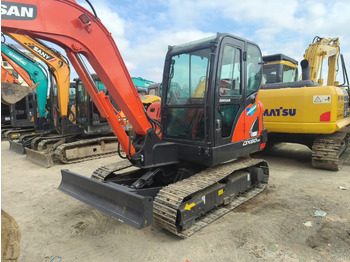DOOSAN DX60 liising DOOSAN DX60: pilt 2